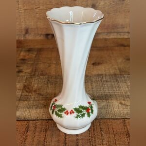 CHRISTMAS HOLLY BUD VASE Fine Porcelain Japan Holly Berries Holiday 6.25”